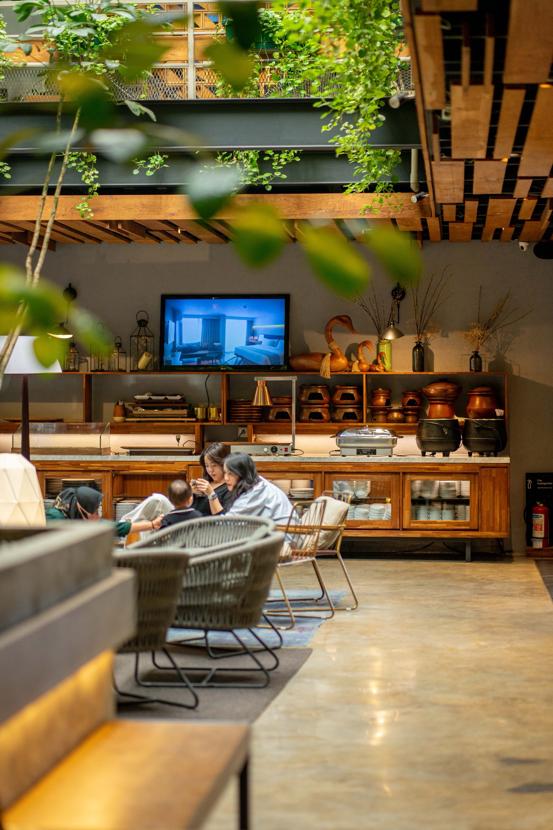 Hara Café Interior